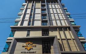 Casa Luxe Hotel And Resident